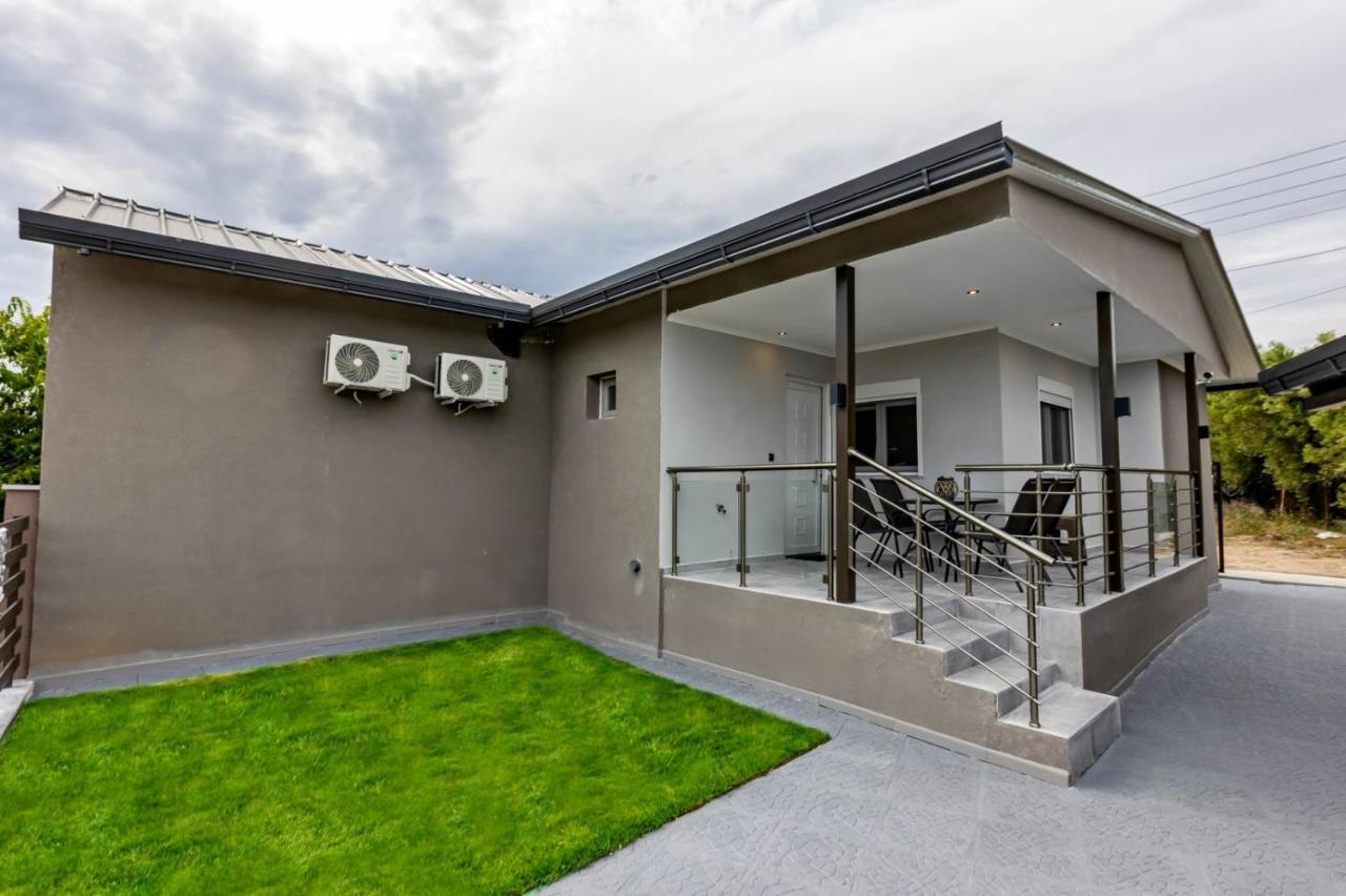 K&M Villas Nea Kallikrateia Εξωτερικό φωτογραφία