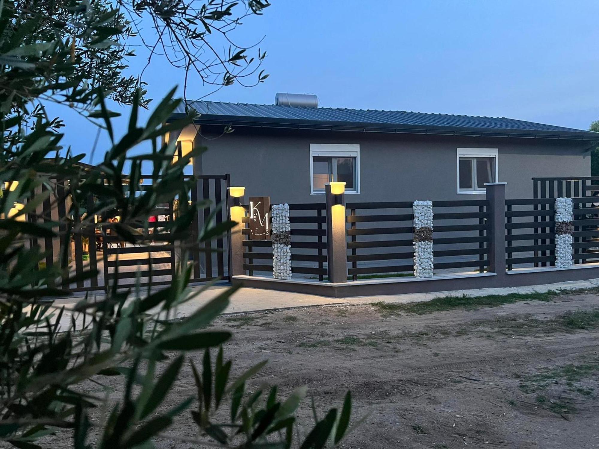 K&M Villas Nea Kallikrateia Εξωτερικό φωτογραφία